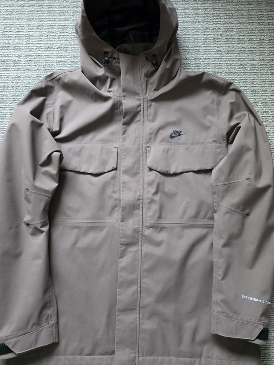 Nike Other - Nike Men's Hooded Rain Jacket in Taupe Brown